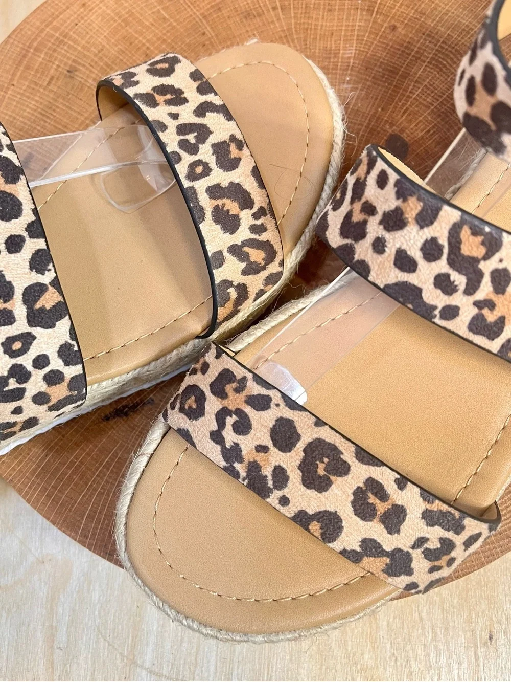 NWT Soda Bryces Cheetah Print Platform Espadrille Sandals Size 10